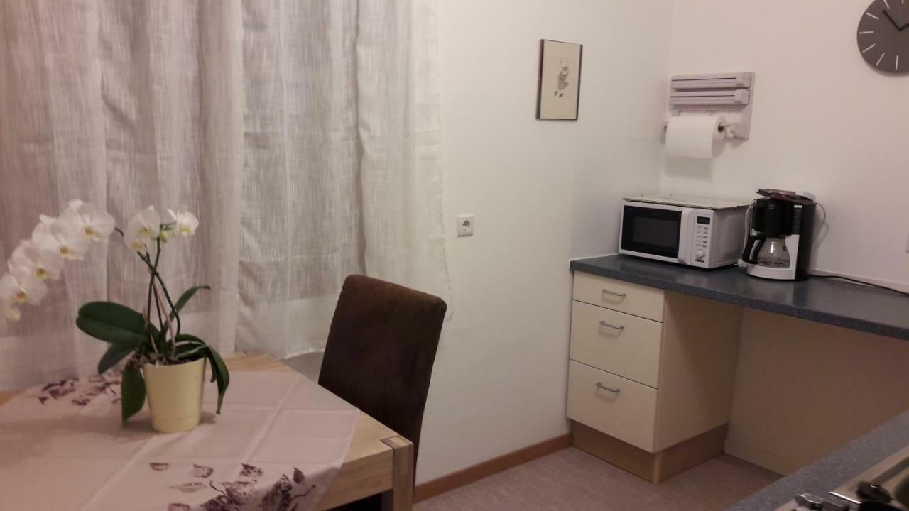 "Bindergor-Hof" Georg Barbieri Apartment Terlano Exterior photo